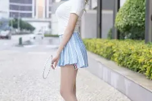 大批明星集体翻车董宇辉遭遇网友：这一次狼真的来了